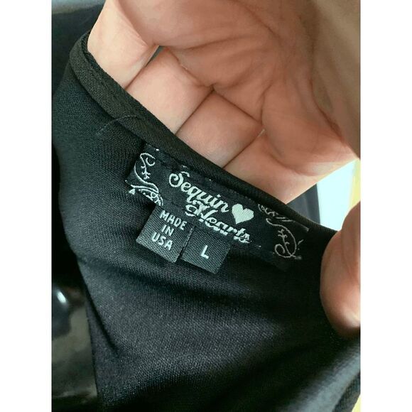 Sequin Hearts Single Shoulder Fitted Midi Dress - Picture 5 of 6